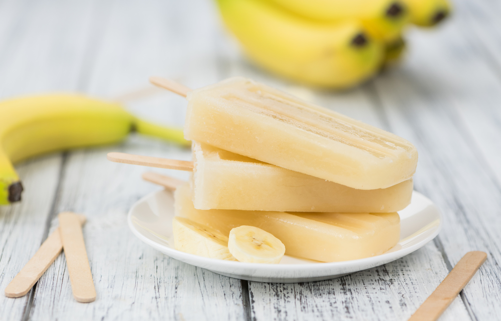 Homemade Ice lolly recipe - Banana Popsicles 